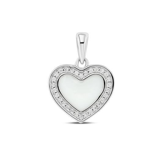 Hartvormige moedermelk-hanger van 925 zilver, met een glanzend oppervlak en omringd door kleine zirkonia-steentjes.