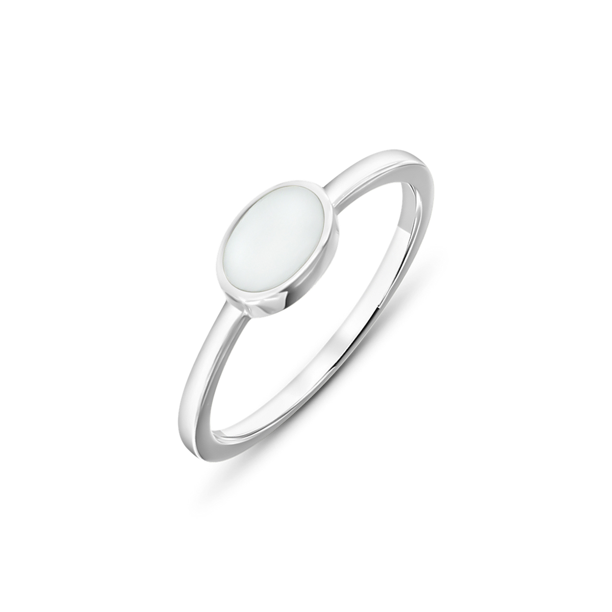 Massief witgouden ring met een ovale moedermelkhars steen, elegant en eenvoudig van ontwerp.
