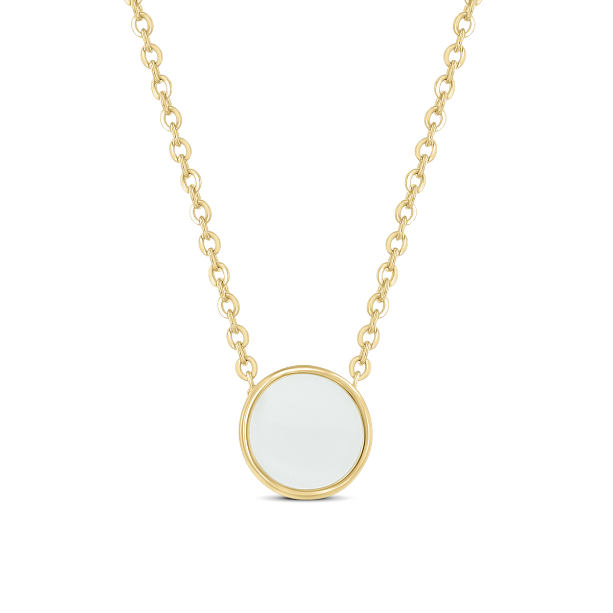 Massief geelgouden hanger met een ronde schijf van moedermelkhars, hangend aan een fijne schakelketting.