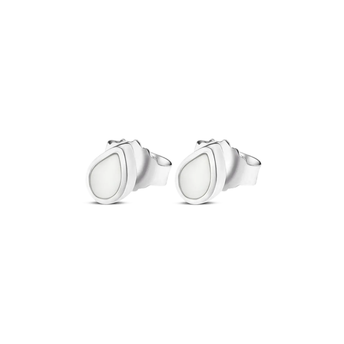Oorstekers van 925 zilver met een druppelvormige moedermelkhars in het midden, elegant en subtiel.