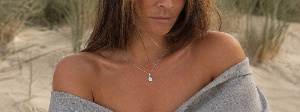 Moedermelk sieraden in massief goud