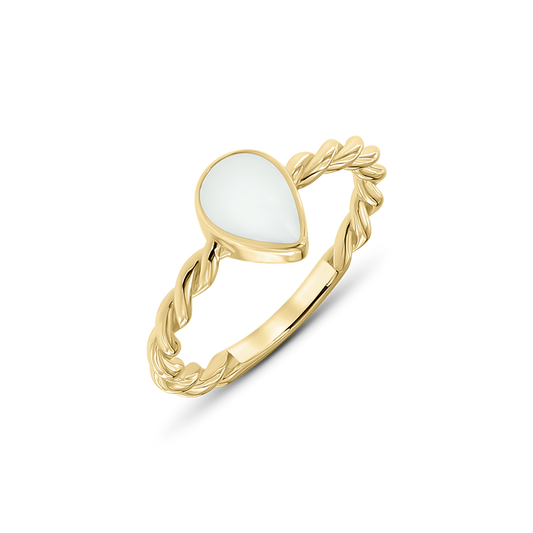 Ring van massief geelgoud met een druppelvormige moedermelkhars en een gedraaide band.